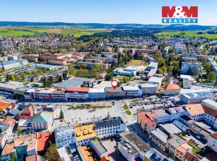 Prodej obchodní prostor, 500 m²