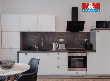 Pronájem bytu, 1+kk, 38 m²