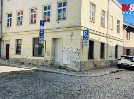 Prodej obchodní prostor, 72 m²