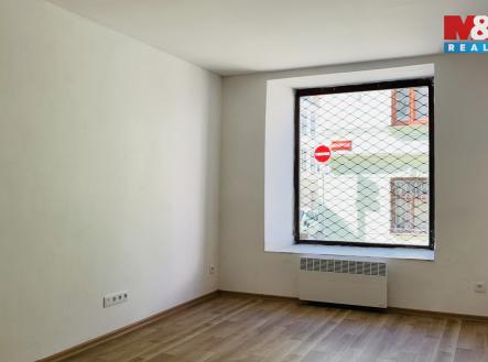 Prodej obchodní prostor, 72 m²