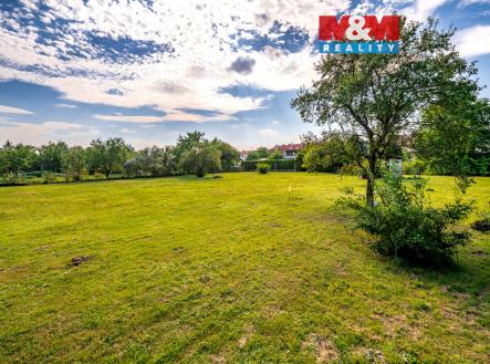 Prodej pozemku pro bydlení, 1 676 m²