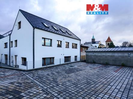 Pronájem bytu, 2+kk, 62 m²