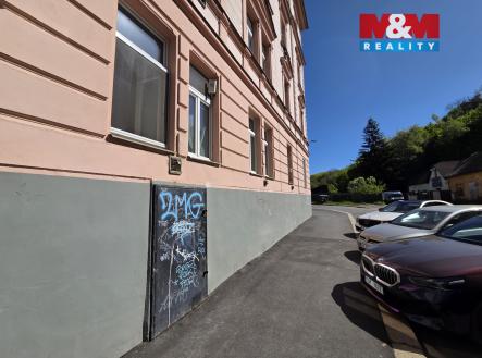 Prodej obchodní prostor, 83 m²