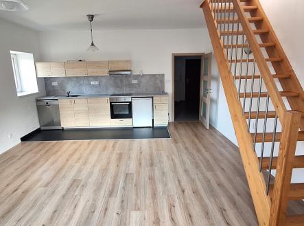 Pronájem bytu, 2+kk, 66 m²