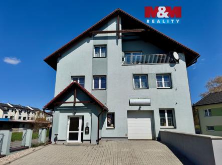 Pronájem skladovací prostor, 196 m²