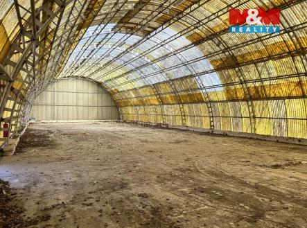 Pronájem skladovací prostor, 469 m²
