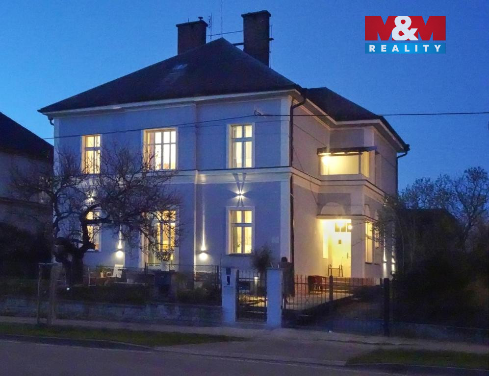 VILA.jpg