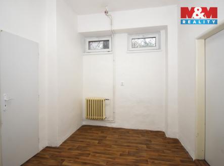 Pronájem obchodní prostor, 122 m²