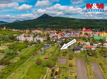 Prodej pozemku pro bydlení, 1 758 m²