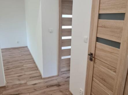 Pronájem bytu, 2+1, 56 m²