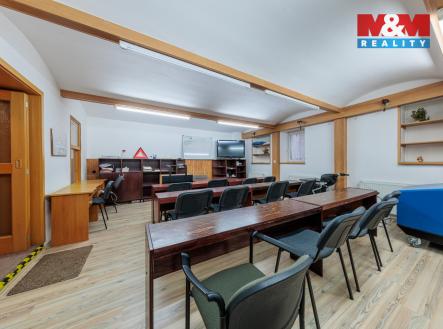 Prodej obchodní prostory, 57 m²
