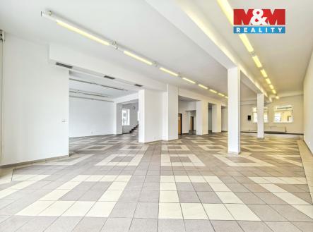 Pronájem obchodní prostory, 207 m²