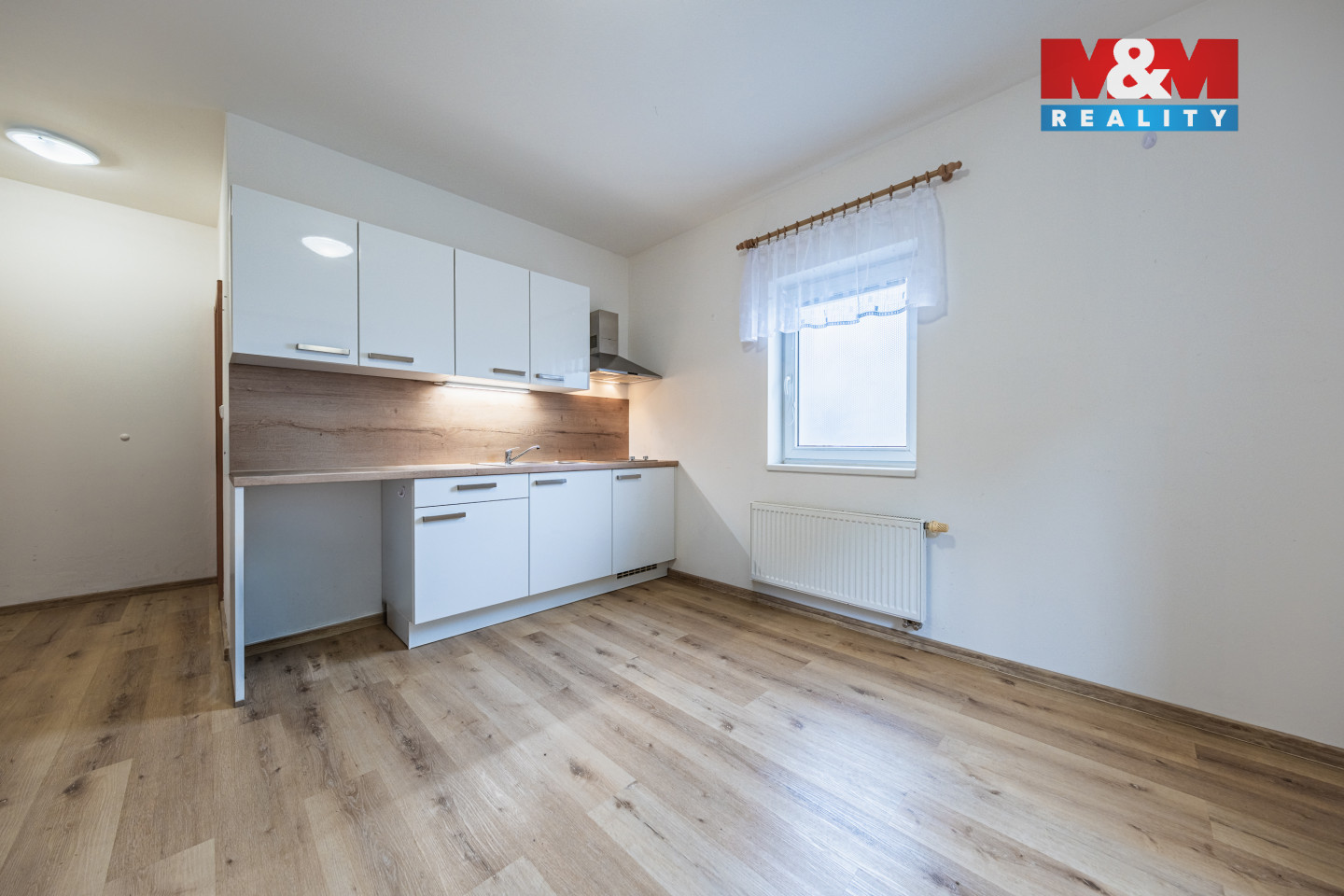 942434 - Prodej bytu 1+kk, 18 m², Šestajovice, ul. Husova