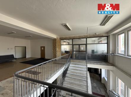 Pronájem obchodní prostory, 166 m²