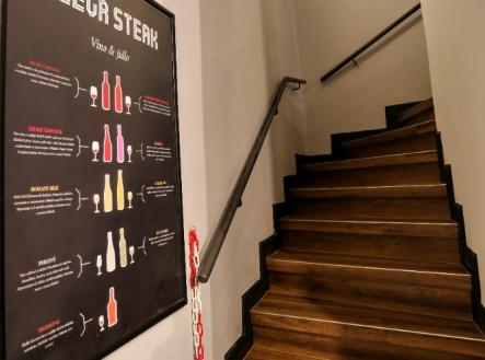 Prodej obchodní prostory, 890 m²