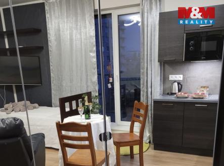Pronájem bytu, 1+kk, 42 m²
