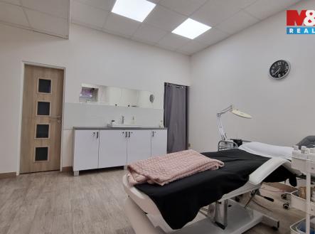Pronájem obchodní prostory, 28 m²