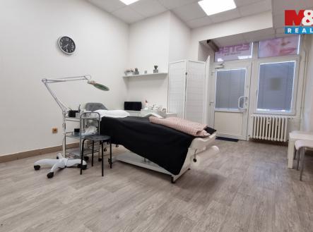 Pronájem obchodní prostory, 28 m²