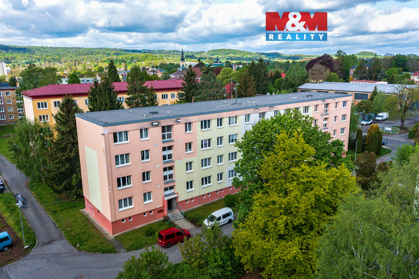 Dům
