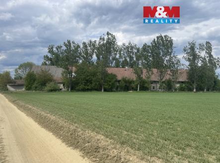Pronájem skladu, 1 600 m²