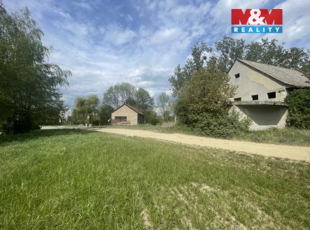 Pronájem skladu, 1 600 m²