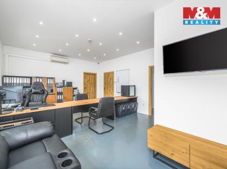 Prodej obchodní prostory, 270 m²