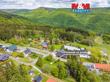 Prodej pozemku pro komerční výstavbu, 1 541 m²