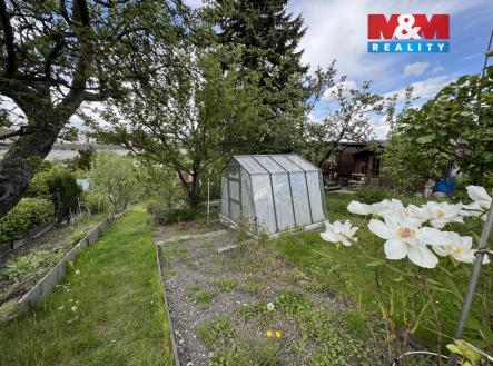 Pronájem pozemku, zahrada, 384 m²