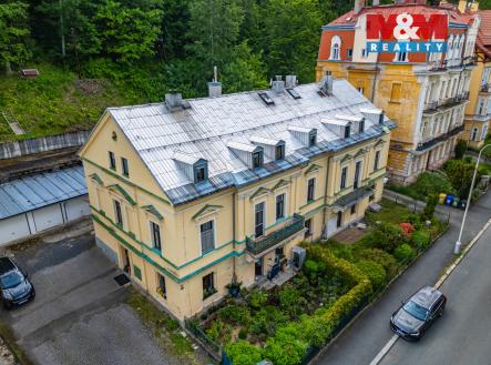 Prodej obchodní prostory, 213 m²