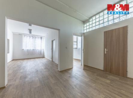 Pronájem skladu, 265 m²