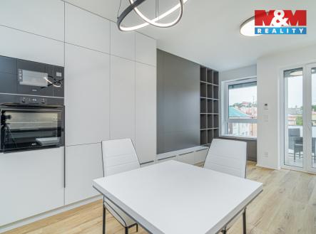 Pronájem bytu, 1+kk, 33 m²