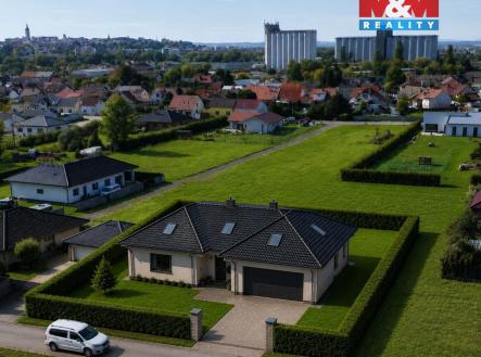 Prodej pozemku pro bydlení, 1 044 m²