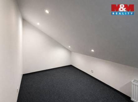 Pronájem bytu, 2+1, 94 m²