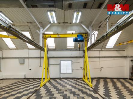 Pronájem výrobní prostory, 694 m²