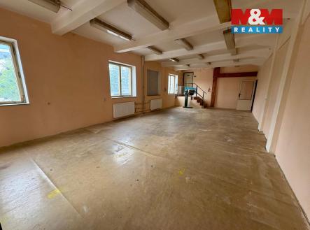 Pronájem obchodní prostory, 81 m²