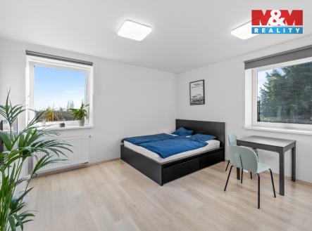 Pronájem bytu, 1+kk, 32 m²