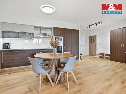 Pronájem bytu, 2+kk, 81 m²