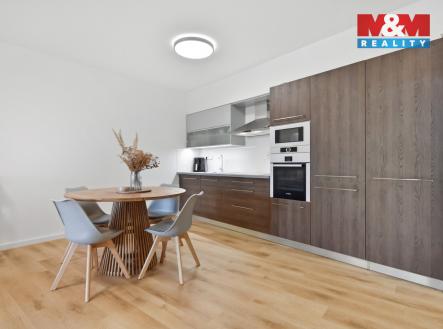 Pronájem bytu, 2+kk, 81 m²