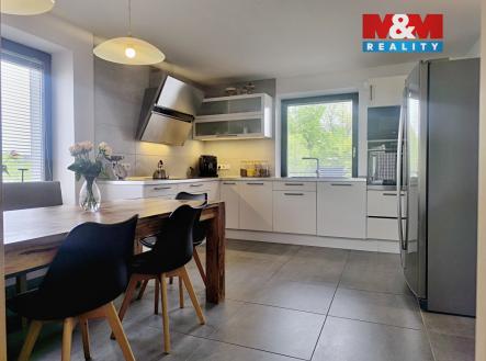 Pronájem domu/vily, 235 m²