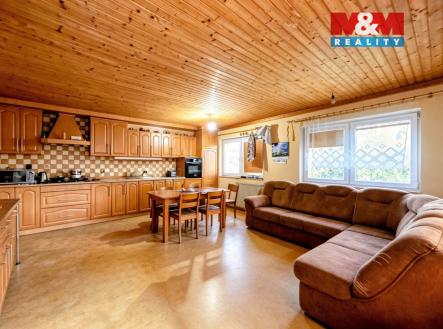 Prodej pozemku pro bydlení, 2 279 m²
