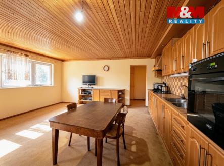 Prodej pozemku pro bydlení, 2 279 m²