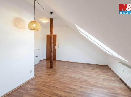 Pronájem bytu, 1+kk, 22 m²