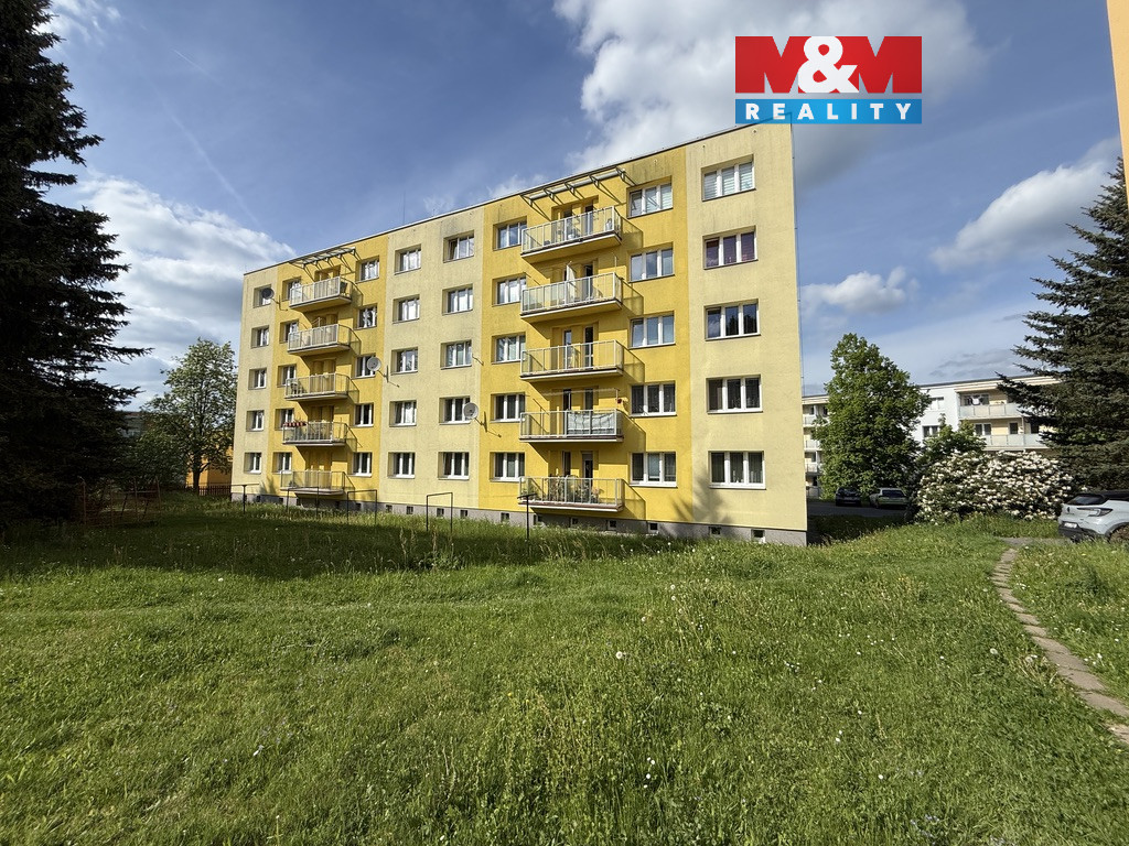 Dům