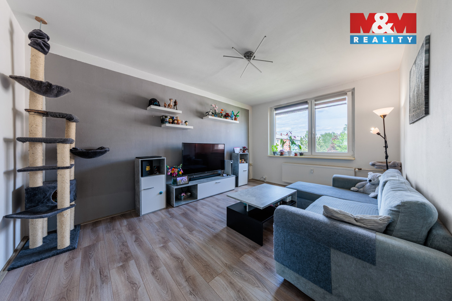 044A1223-HDR.jpg