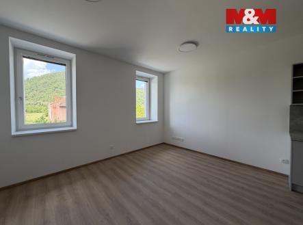 Pronájem bytu, 1+kk, 30 m²