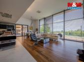 Pronájem domu/vily, 276 m²