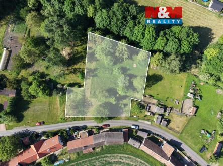 Prodej pozemku pro bydlení, 1 827 m²