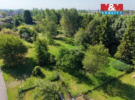 Prodej pozemku pro bydlení, 1 827 m²