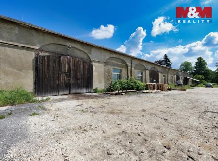 Prodej výrobní prostory, 1 400 m²