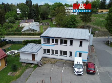 Pronájem obchodní prostory, 336 m²